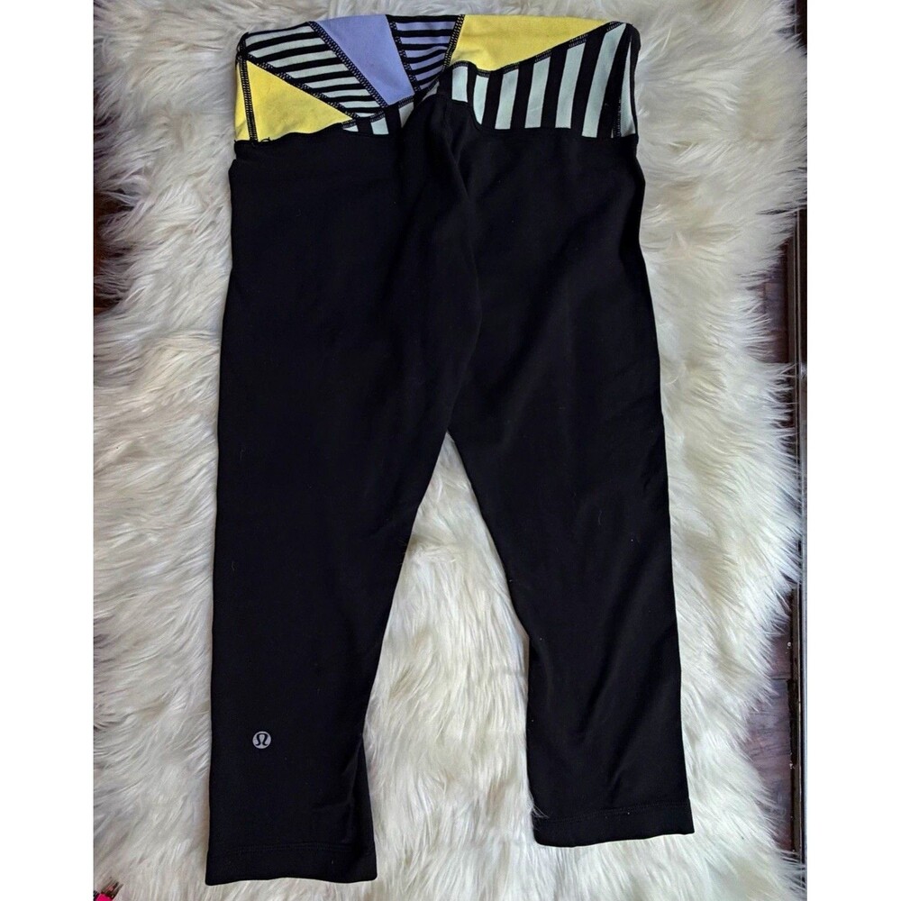 lululemon athletica Women's Black Cropped Leggings Striped Waistband Logo Sz 6